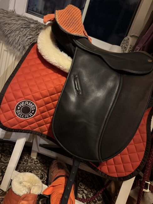 Hermés Schabracke Neu, Hermés , Sujata Piepho, Dressage Pads, Gronau Leine