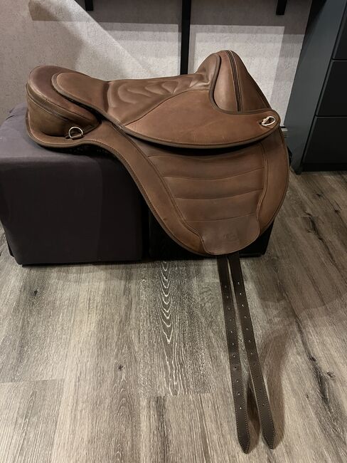 Hero Reitsport Sattel baumlos NEUWERTIG ähnlich Barefoot, Hero Reitsport  Baumloser Sattel , Tanja Hochhaus , Treeless Saddle, Schwarzenberg, Image 5