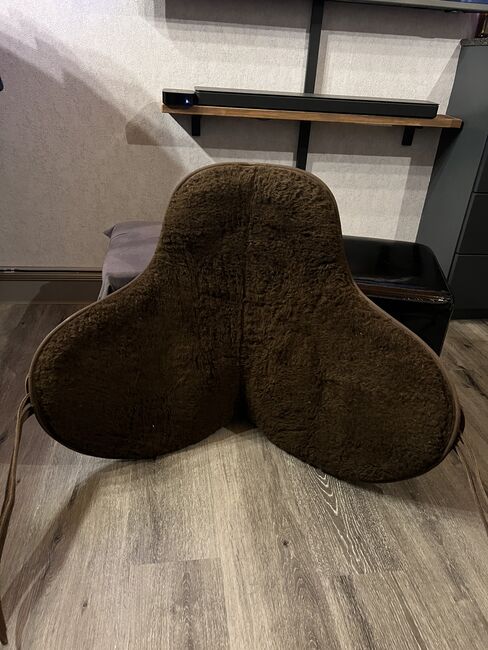 Hero Reitsport Sattel baumlos NEUWERTIG ähnlich Barefoot, Hero Reitsport  Baumloser Sattel , Tanja Hochhaus , Treeless Saddle, Schwarzenberg, Image 9