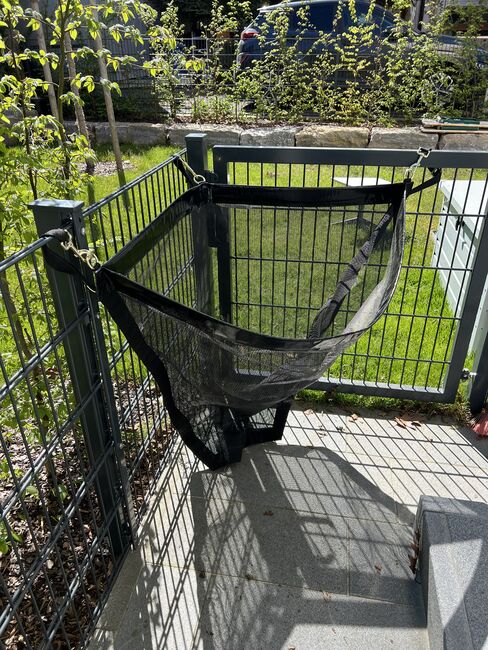 Heutasche Ecke groß Kentucky, Kentucky  Heutasche L, Kirsten Knippschild, Heunetze, Säcke & Raufen, Herrsching