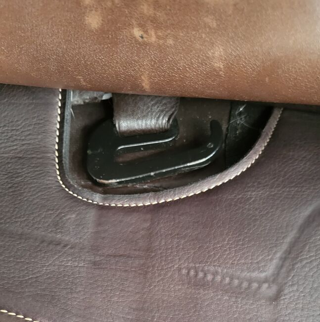 Hidalgo Chicago Leathertree 18", Hidalgo Chicago, Isabelle, Dressursattel, Mouans-Sartoux, Abbildung 2