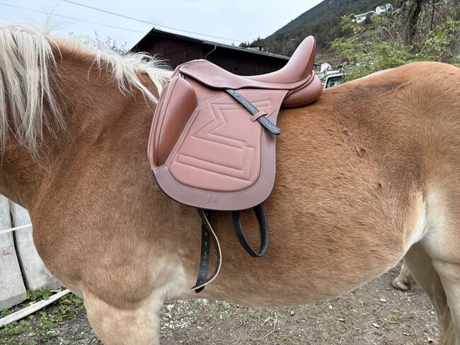 Dressursattel Hidalgo, Luis Madera von Hidalgo  Signature, Petra Klug, Dressage Saddle, Karres