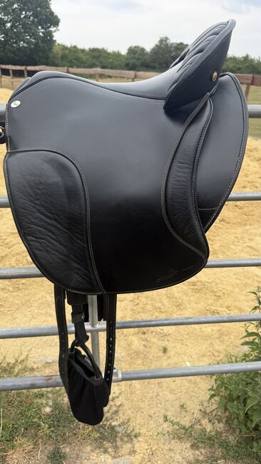 Hidalgo Santiago Spezial 17,5 Zoll, Hidalgo  Santiago Spezial , Sandra , Treeless Saddle, Gevelsberg