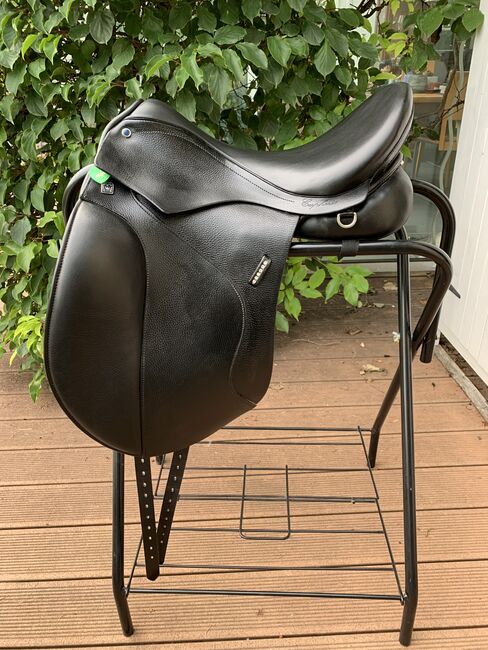 Hochwertiger Dressursattel von Stübben, Modell Euphoria 17“, Stübben Euphoria, Stefanie Emele, Dressage Saddle, Moosinning , Image 8