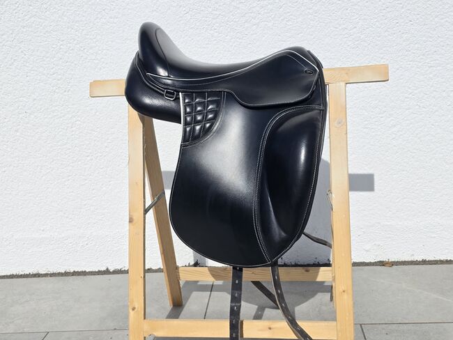 Hilbar Royal Exklusiv Sattel, 17,5", KW34, Hilbar Royal Exklusiv Orpheus, Laura, Lambskin Pad, Siegen