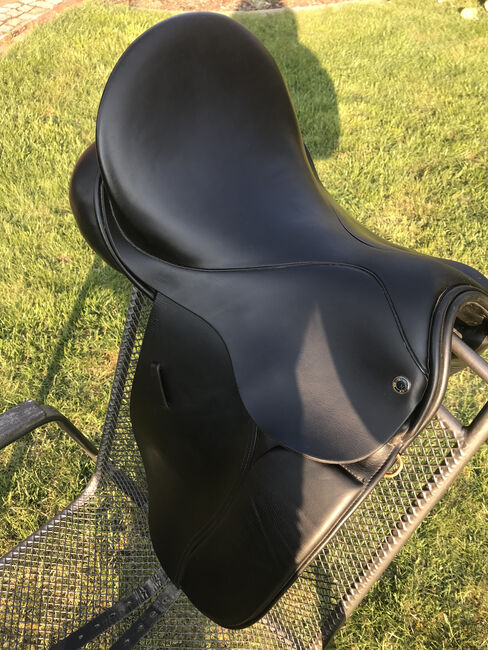 Hintermayer Dressursattel 17 Zoll, Hintermayer Anatomic, Carolin Grabow, Dressage Saddle, Hildesheim, Image 6