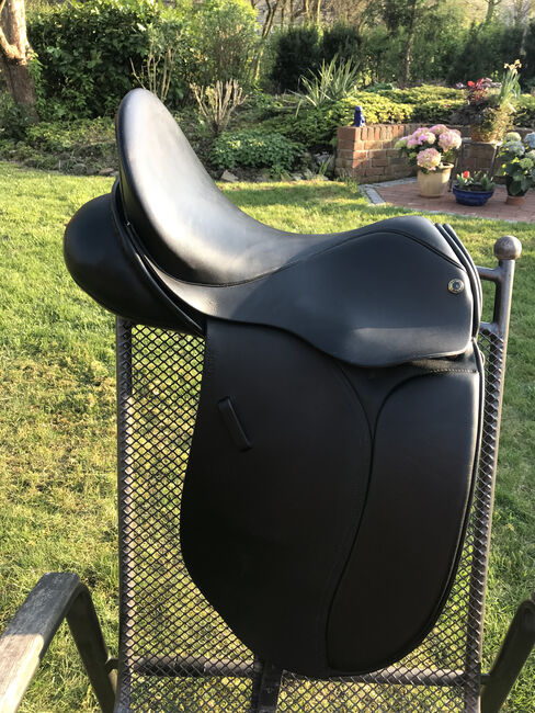 Hintermayer Dressursattel 17 Zoll, Hintermayer Anatomic, Carolin Grabow, Dressage Saddle, Hildesheim