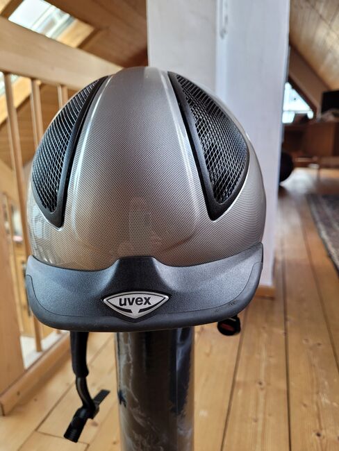 Helm silber, Uvex S-M / Kopfumfang 55-57cm, YW, Riding Helmets, Leonberg