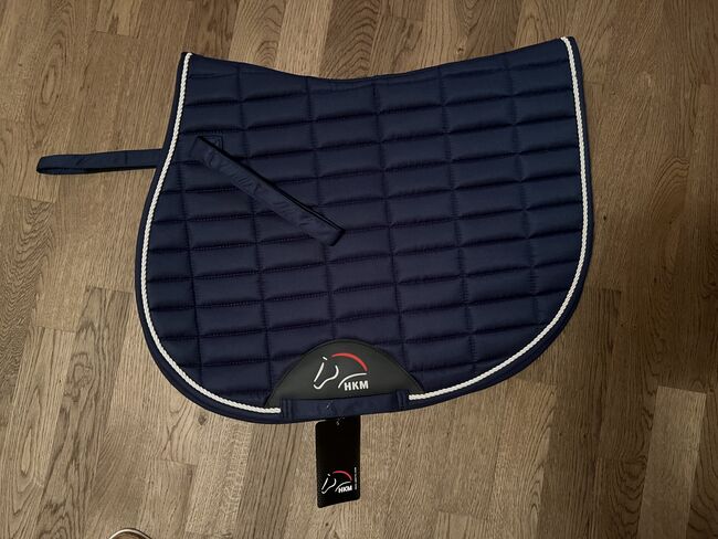 HKM Schabracke Seoul, HKM Seoul, Deep blue, Daniela Gruber, Dressage Pads, Brombachtal