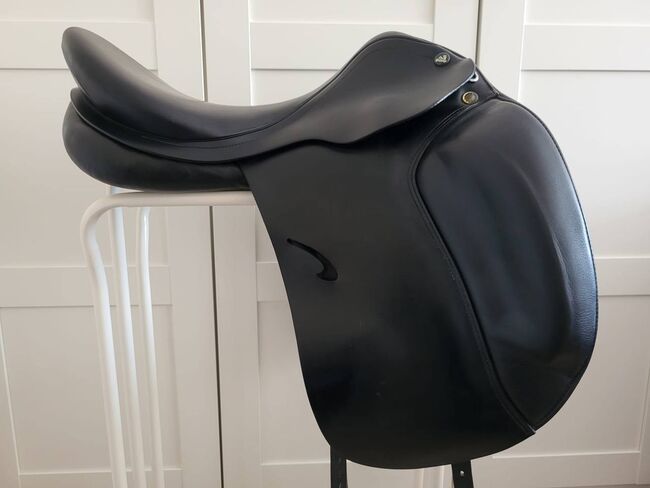 ✨ Hochwertiger 18” Dressursattel – Maximale Unterstützung & Eleganz ✨, Rani, Dressage Saddle, Berlin