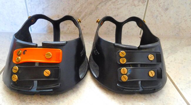 Hufschuhe / Scoot Boots Größe 9, PJ, Hoof Boots & Therapy Boots, Ochsenausen