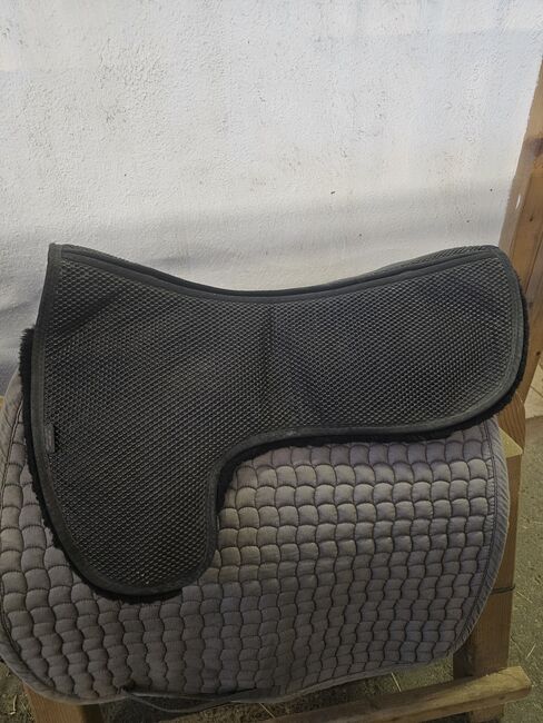 Lammfell Sattelkissen Holuhorse Anti Rutsch, Holuhorse, Sarah, Other Pads, Frohnleiten 