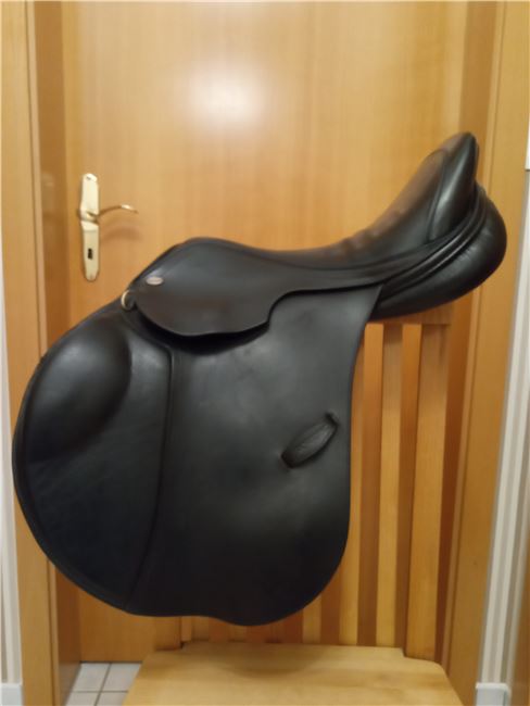 Springsattel 17", Euroridung Achat, F. Hennig, Jumping Saddle, Eschede