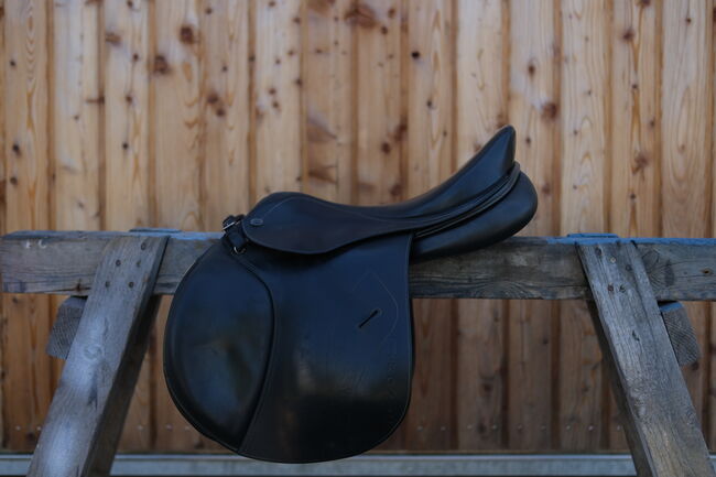 Springsattel, 17 Zoll, Ikonic , Julia Blandamura , Jumping Saddle, Geiselbach , Image 4