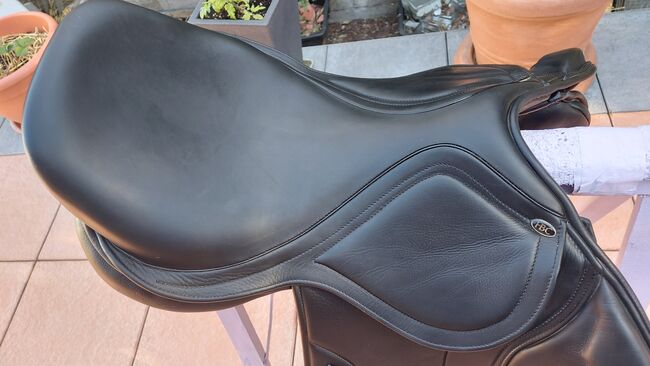 Springsattel HBC Tribute 17,5 zoll, HBC TRIBUTE, Patrizia Bludau , Jumping Saddle, Stockstadt, Image 4