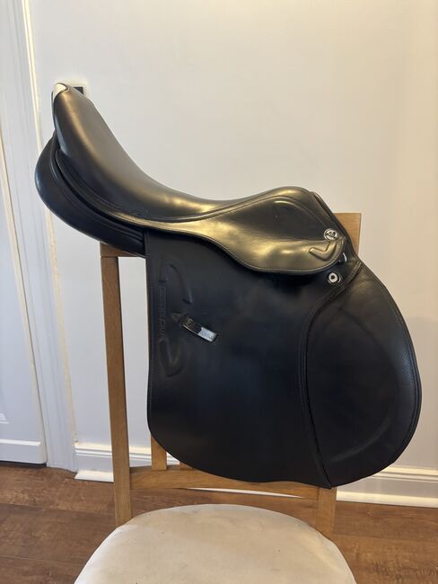 Springsattel Michel Robert Prestige, Prestige Italy Michel Robert Springsattel X-Technology , Julia, Jumping Saddle, Lünen