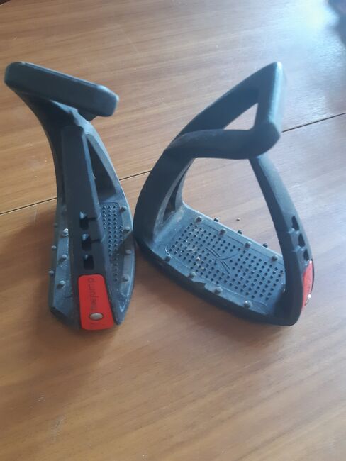 Horse equipment, Free jump, Jennifer Bennett , Horse Harness, Ellesmere port Cheshire , Image 3