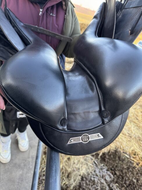 Horse Star Revolution Dressursattel 17,5 zoll, Horse Star Revolution Dressursattel, Samantha Rieth, Dressage Saddle, Frankfurt am Main, Image 11