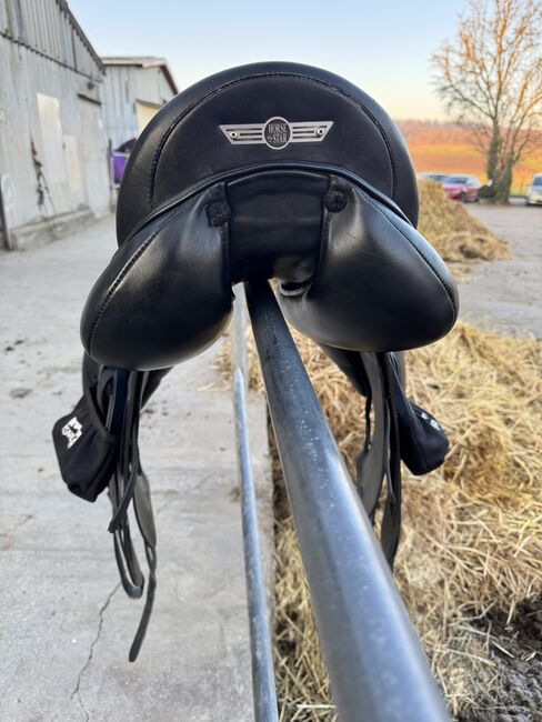 Horse Star Revolution Dressursattel 17,5 zoll, Horse Star Revolution Dressursattel, Samantha Rieth, Dressage Saddle, Frankfurt am Main, Image 3