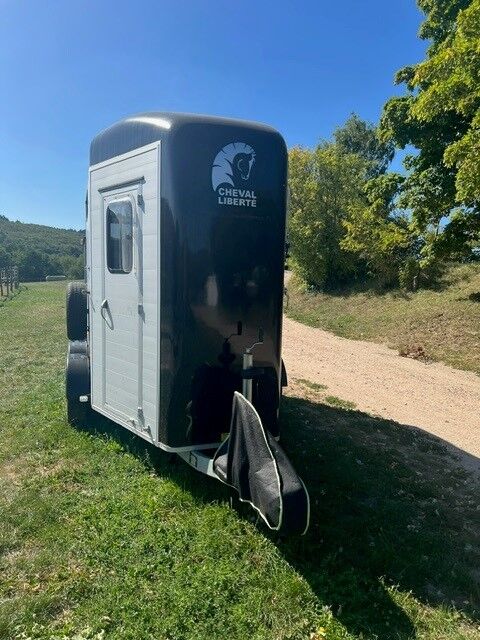 Pferdeanhänger, Cheval Liberte Doppelter Anhänger mit doppelter Sattelkammer, Romy Lorenz , Horse Trailers, Grävenwiesbach , Image 9