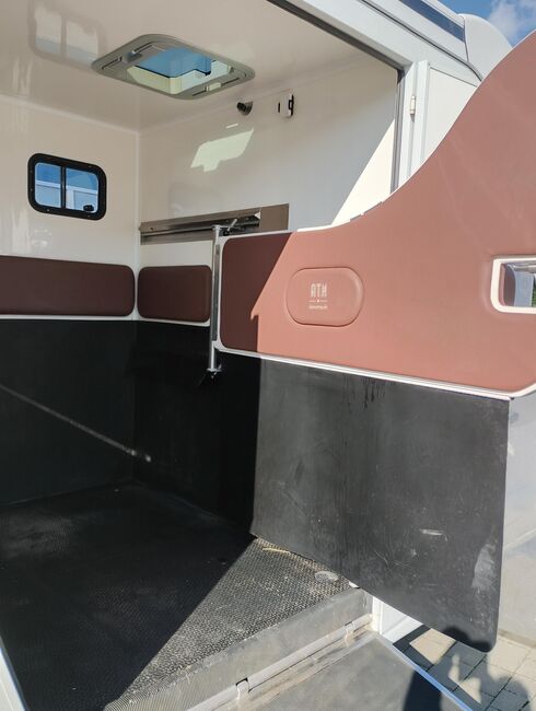 Pferdetransporter ATM 5 Sitzer Automatik 3 Schlafplätze Viehtransporter Selbstfahrer Tiertransporter, Gerhard Strobel (Dickenherr Trucks und Trailers), Horse Trailers, Baden-Württemberg - Unterschneidheim, Image 20