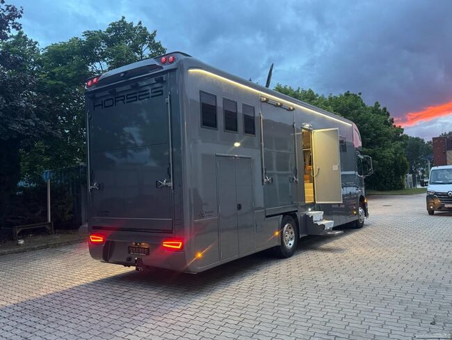 Pferdetransporter Mercedes Benz 1835 Antos Wohnmobil Horsetruck, Dickenherr Dickenherr Antos 1835, Gerhard Strobel (Dickenherr Trucks und Trailers), Horse Trailers, Baden-Württemberg - Unterschneidheim, Image 10