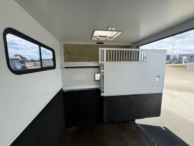 Pferdetransporter Theault Hengstausstattung Automatik 177PS, Fiat Theault Fiat Ducato Hengst, Gerhard Strobel (Dickenherr Trucks und Trailers), Horse Trailers, Baden-Württemberg - Unterschneidheim, Image 17