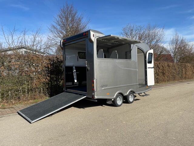 Pferdetransporter Pferdeanhänger Trailer Viehtransporter Viehanhänger Tiertransporter Tieranhänger, Gerhard Strobel (Dickenherr Trucks und Trailers), Horse Trailers, Baden-Württemberg - Unterschneidheim, Image 5