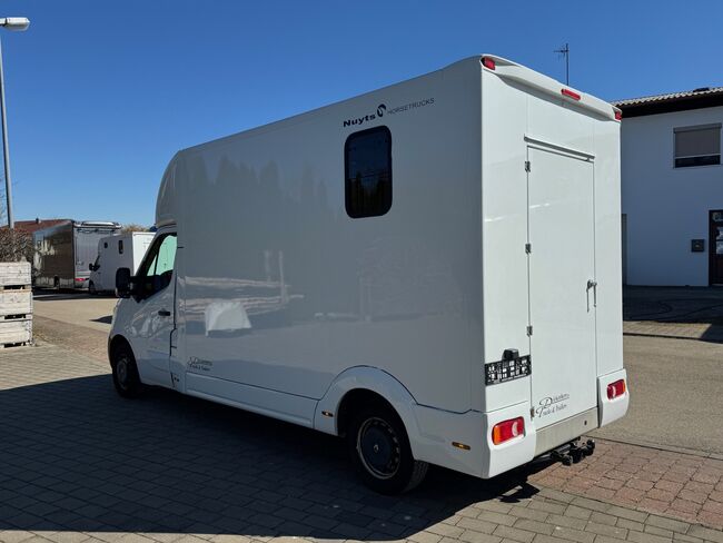 Pferdetransporter Nuyts Renault Master Nur 77.000KM Klima, Renault Master Nuyts Nuyts, Gerhard Strobel (Dickenherr Trucks und Trailers), Horse Trailers, Baden-Württemberg - Unterschneidheim, Image 16