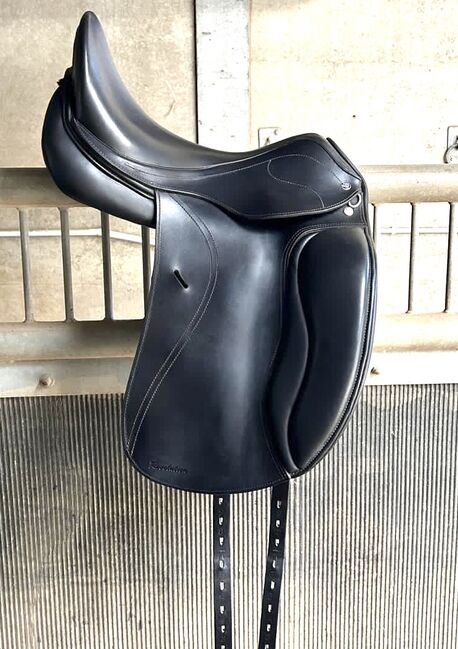 HorseStar Dressursattel Revolution 17“, Horse Star Revolution Shoulderfree, Nadine Gerardy, Dressage Saddle, Polch