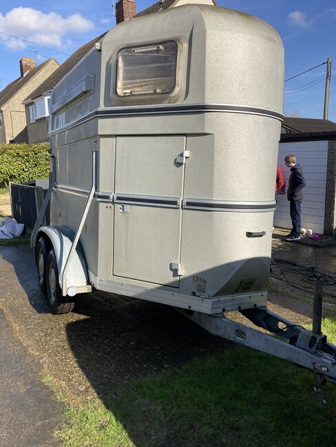 Horsetrailer, Bockman , Carol Richards, Pferdeanhänger, South Hinksey, Abbildung 2