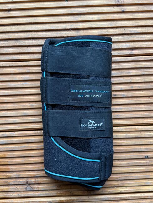 Horseware Ice-Vibe Full, Horseware  Ice-Vibe, Sophia Cornelsen, Tendon Boots, Neudrossenfeld, Image 2