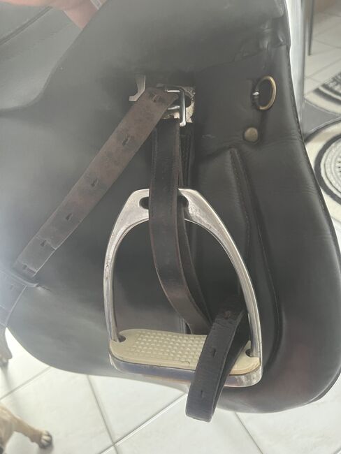 Hubertus Lausanne VS Sattel / 17 Zoll, Hubertus  Lausanne , Anna Denter, All Purpose Saddle, Greven , Image 12