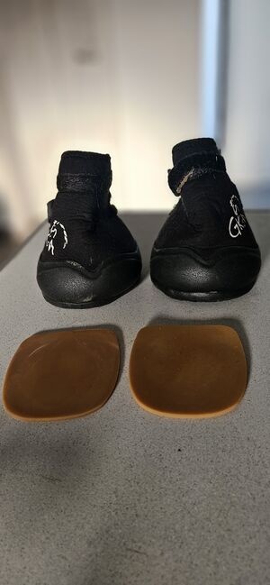 Hufschuhe GK's für Shetty, GK's, Corinna Wickert , Hufschuhe & Krankenschuhe, Sterup