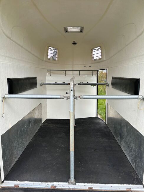 Humbaur Maximus 2 Pferdeanhänger MwSt Ausweisbar, Humbaur Maximus, Sport- und Freizeitpferde Fuchs, Horse Trailers, Ellgau, Image 2