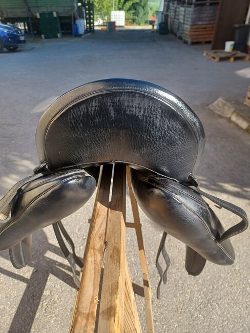 Iberosattel Dressursattel Royal Classic plus, Ibero Royal Classic Plus, Stella, Dressage Saddle, Stockach, Image 3