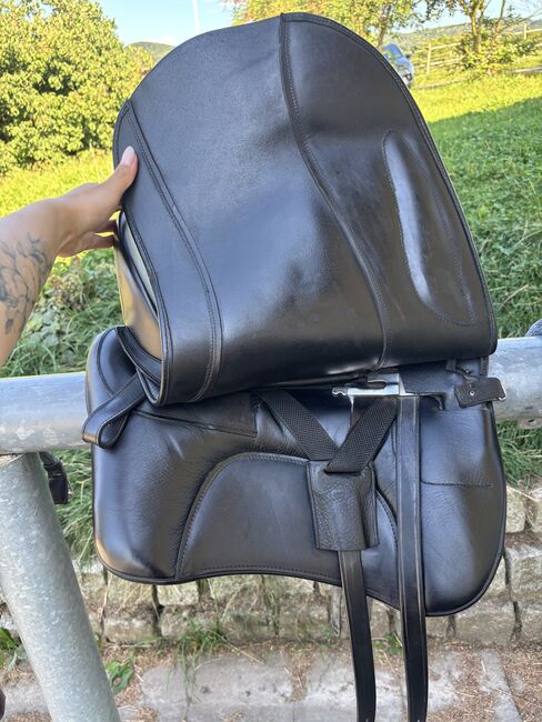 Ibero Sattel + Zubehör/ 17,5“ Ibero Royal Classic Plus, Ibero  Royal Classic Plus , Michelle Oruc, Dressage Saddle, Litzendorf , Image 5