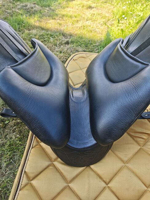 Iberosattel Amazona Dressage Comfort 3000  17,5 Zoll, Iberosattel Amazona Dressage Comfort 3000 , Nadine Semrau, Baroque Saddle, Kreuzlingen, Image 10