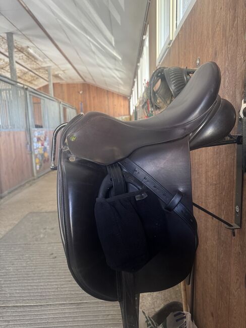 Ideal Dressursattel d.braun 17.5 Zoll, König , Melissa , Dressage Saddle, Hagenbuch 