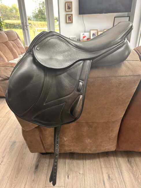 Ideal impala pro monoflap, Ideal Impala professional, Katie Macintyre, Jumping Saddle, Onich, Image 2