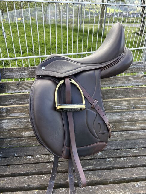 Ikonic Dressursattel DEV04 mit erhöhtem Kissen, Ikonic DEV04, Sabrina , Dressage Saddle, Sundern , Image 3