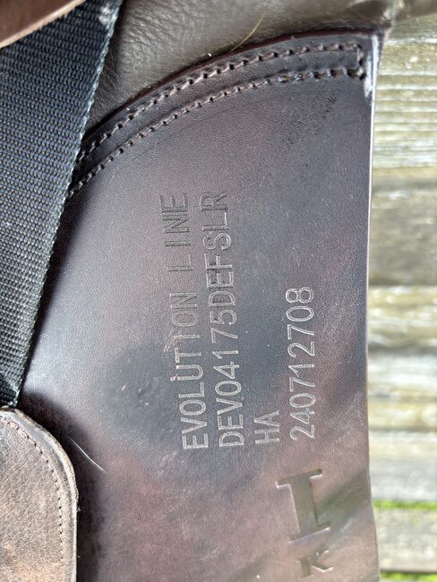 Ikonic Dressursattel DEV04 mit erhöhtem Kissen, Ikonic DEV04, Sabrina , Dressage Saddle, Sundern , Image 7