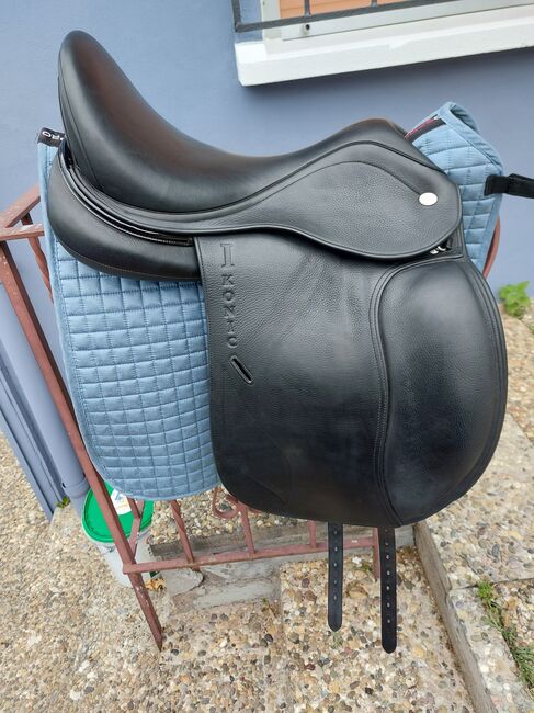 Ikonic Dressursattel Pro Evolution 17,5, Ikonic Pro Evolution EVO D04, KL, Dressage Saddle, Ronneburg, Image 3