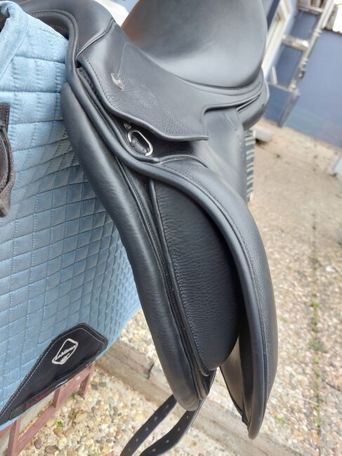 Ikonic Dressursattel Pro Evolution 17,5, Ikonic Pro Evolution EVO D04, KL, Dressage Saddle, Ronneburg, Image 7