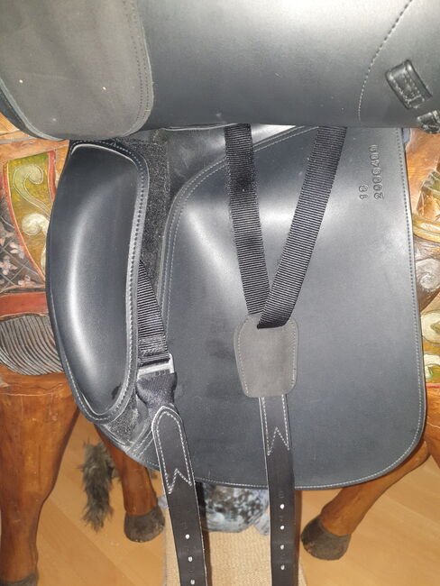 Ikonic Dressursattel neuwertig, Ikonic  Light Hybrid , Jess, Dressage Saddle, Neuwied , Image 14