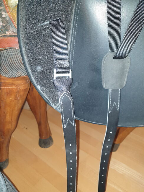 Ikonic Dressursattel neuwertig, Ikonic  Light Hybrid , Jess, Dressage Saddle, Neuwied , Image 5