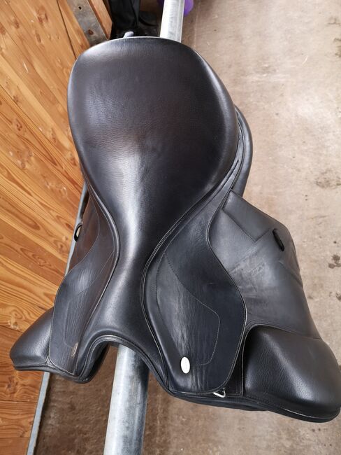 Ikonic Elite Dressursattel 17 Zoll, Ikonic Elite, Eileen, Dressage Saddle, Frankfurt, Image 3