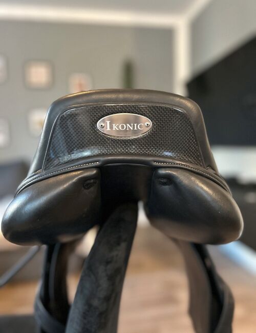 Ikonic Elite V2 Springsattel 17,5 Zoll, Ikonic  Elite V2, Julian Löhlein, Jumping Saddle, Königs Wusterhausen, Image 8
