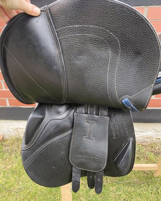 Ikonic Evolution Springsattel / Tausch, Ikonic Evolution, Zoe Schöneberg, Jumping Saddle, Alzenau , Image 5