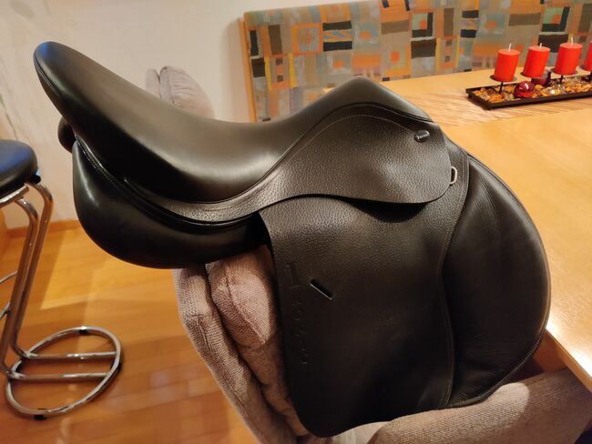 IKONIC Vielseitigkeitssattel, IKONIC VDS Evolution  schwarz, Vorstoßfarbe schwarz Lack, Angela , All Purpose Saddle, Lustenau , Image 3